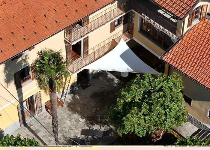 Antico Albergo Di Cavaglia Sterna